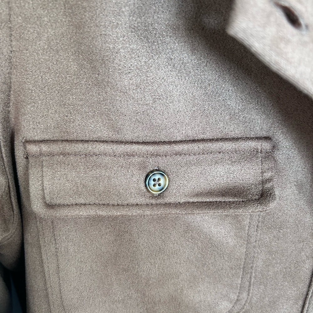 Good Days Only Women’s Brown Shacket

Size M - Picture 6 of 6